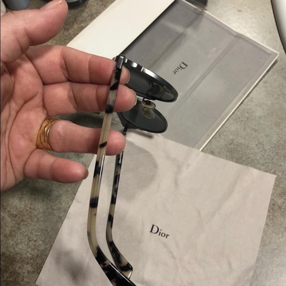 Dior 48mm Grey Havana sunglasses - Picture 5 of 16